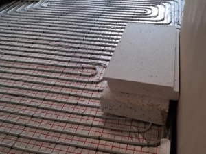 Zakładanie ogrzewania podłogowego