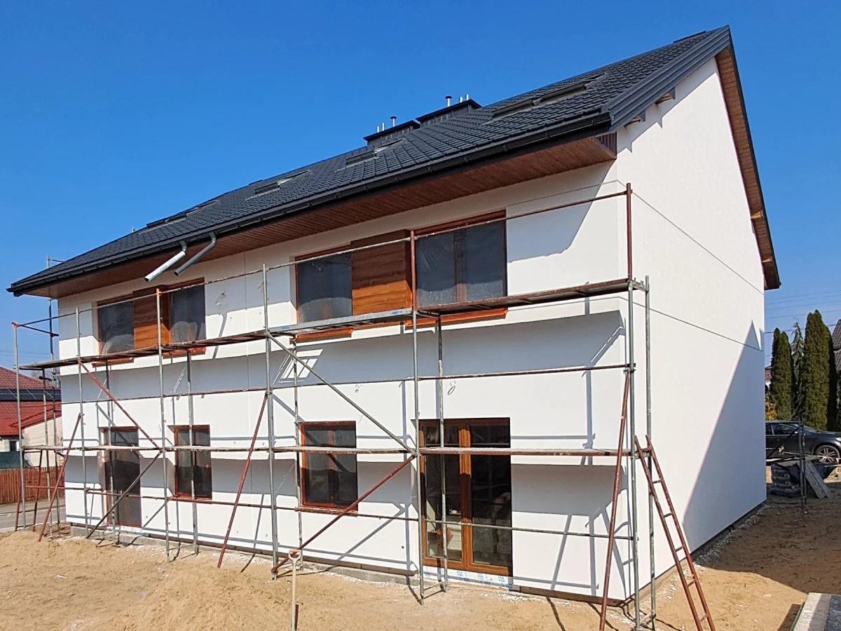 Ukończenie elewacji mieszkania mrozy